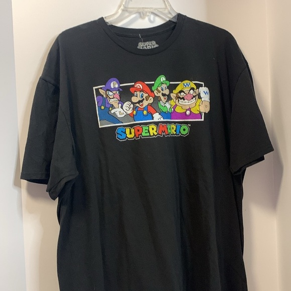 SUPER MARIO BLACK SHORT SLEEVE TEE SHIRT SIZE 2XL 100% COTTON - Picture 2 of 4